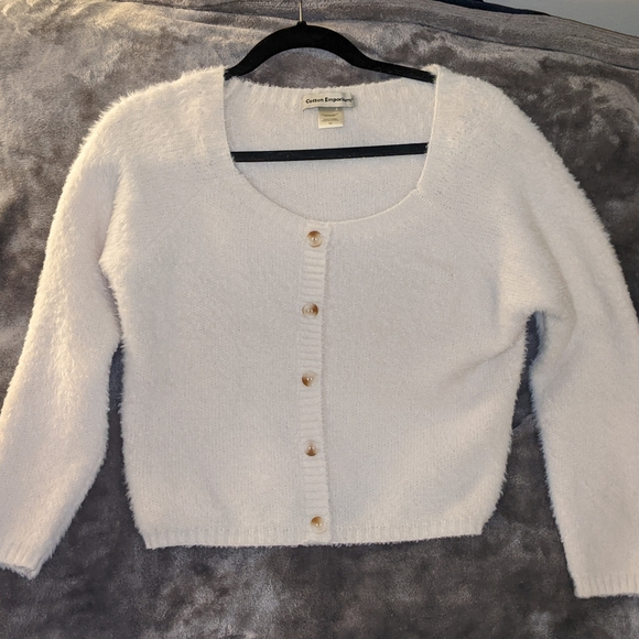 Cotton Emporium Sweater - Picture 3 of 4